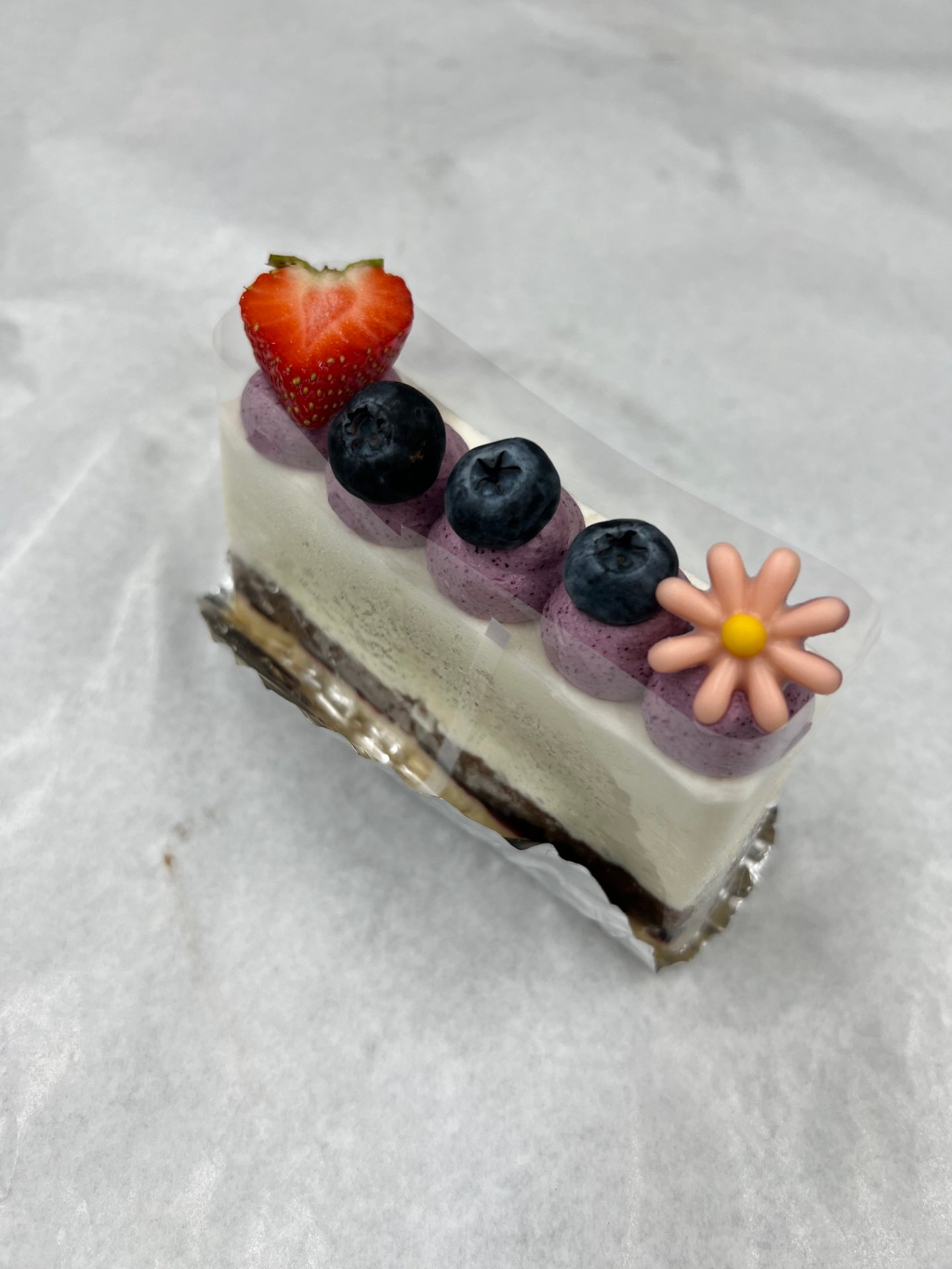 ブルーベリーレアチーズ